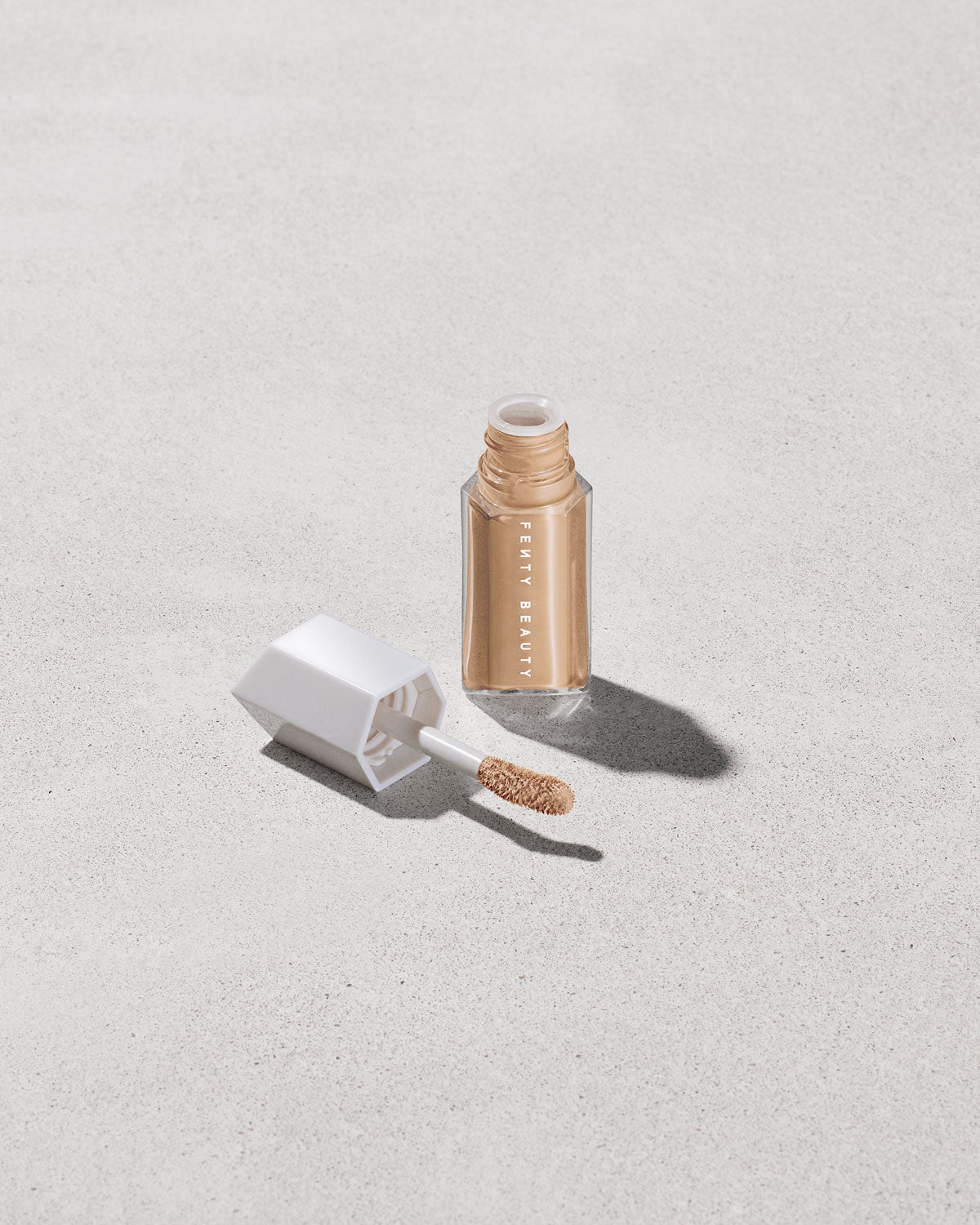 We're Even Hydrating Longwear Concealer ?? 295W - Image 15