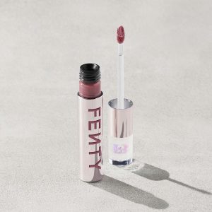 Fenty Icon Velvet Liquid Lipstick ?? RiRi