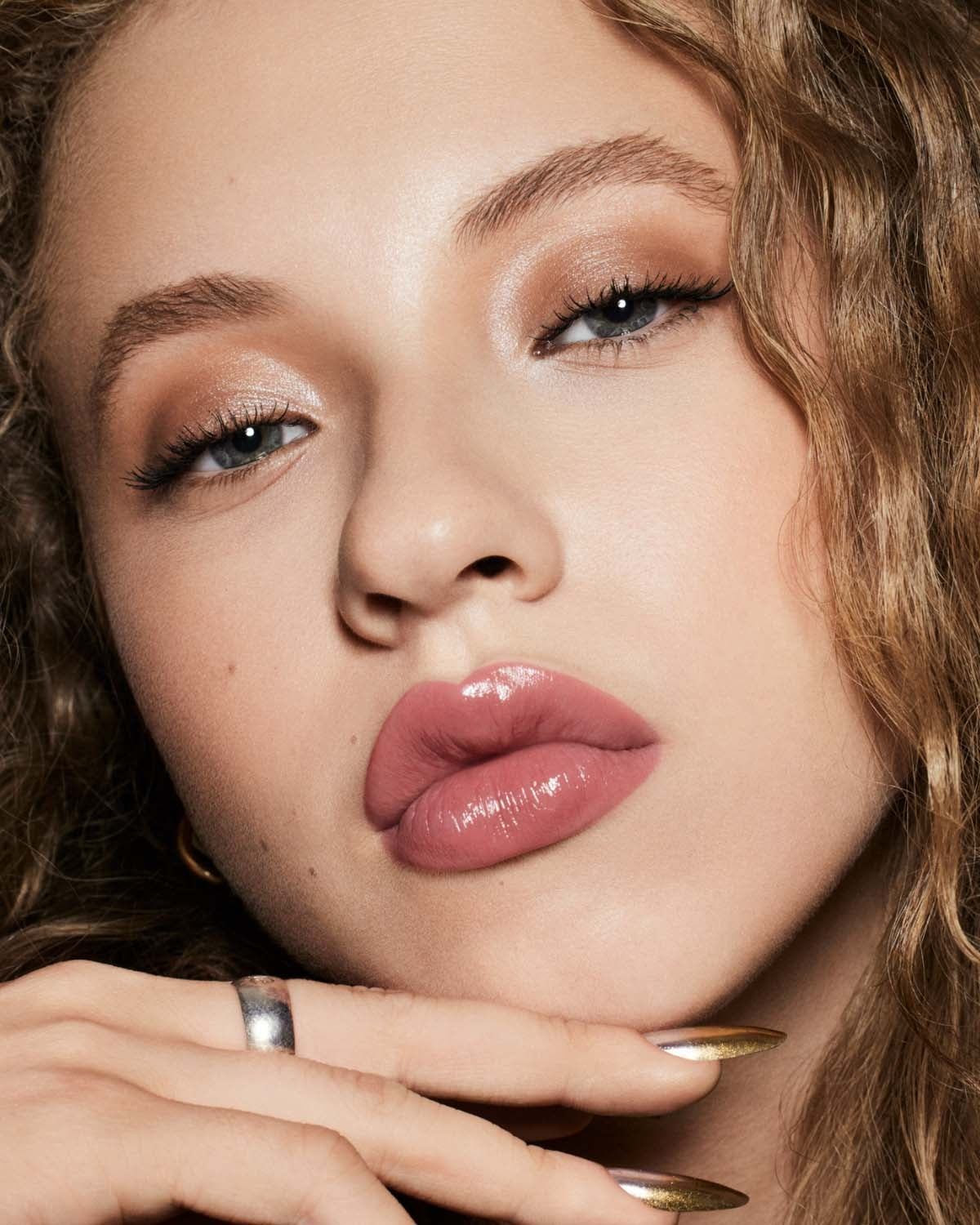Gloss Bomb Stix High-Shine Gloss Stick ?? Is it Fu$$y - Image 2
