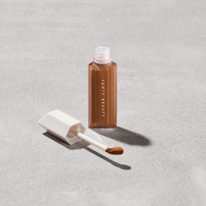 We're Even Hydrating Longwear Concealer ?? 425W