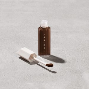 We're Even Hydrating Longwear Concealer ?? 490N