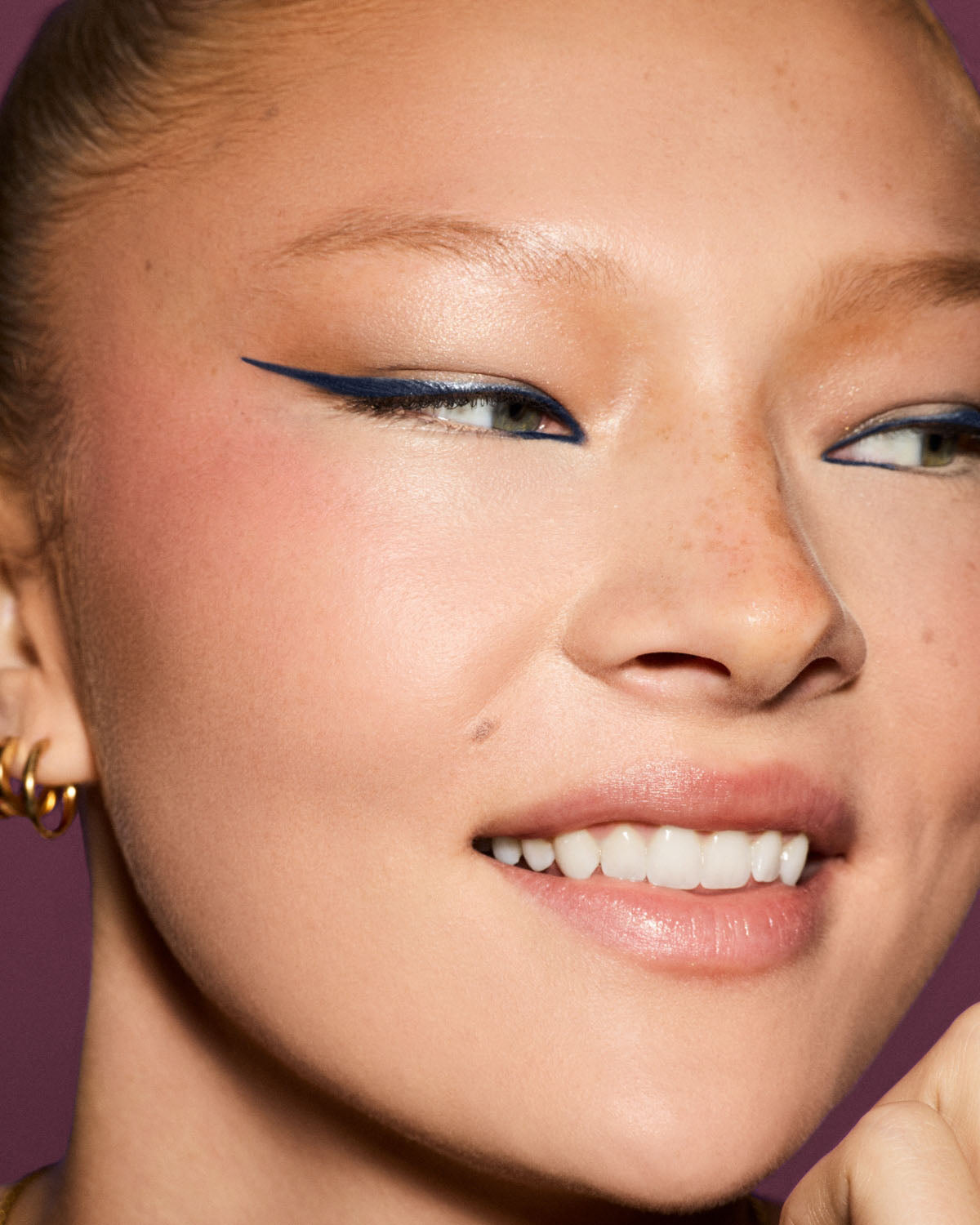 Fine Linez Lash Line-Enhancing Eyeliner ?? The Navy - Image 13