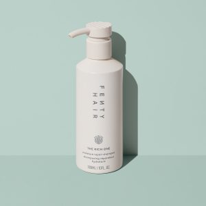 The Rich One Moisture Repair Shampoo